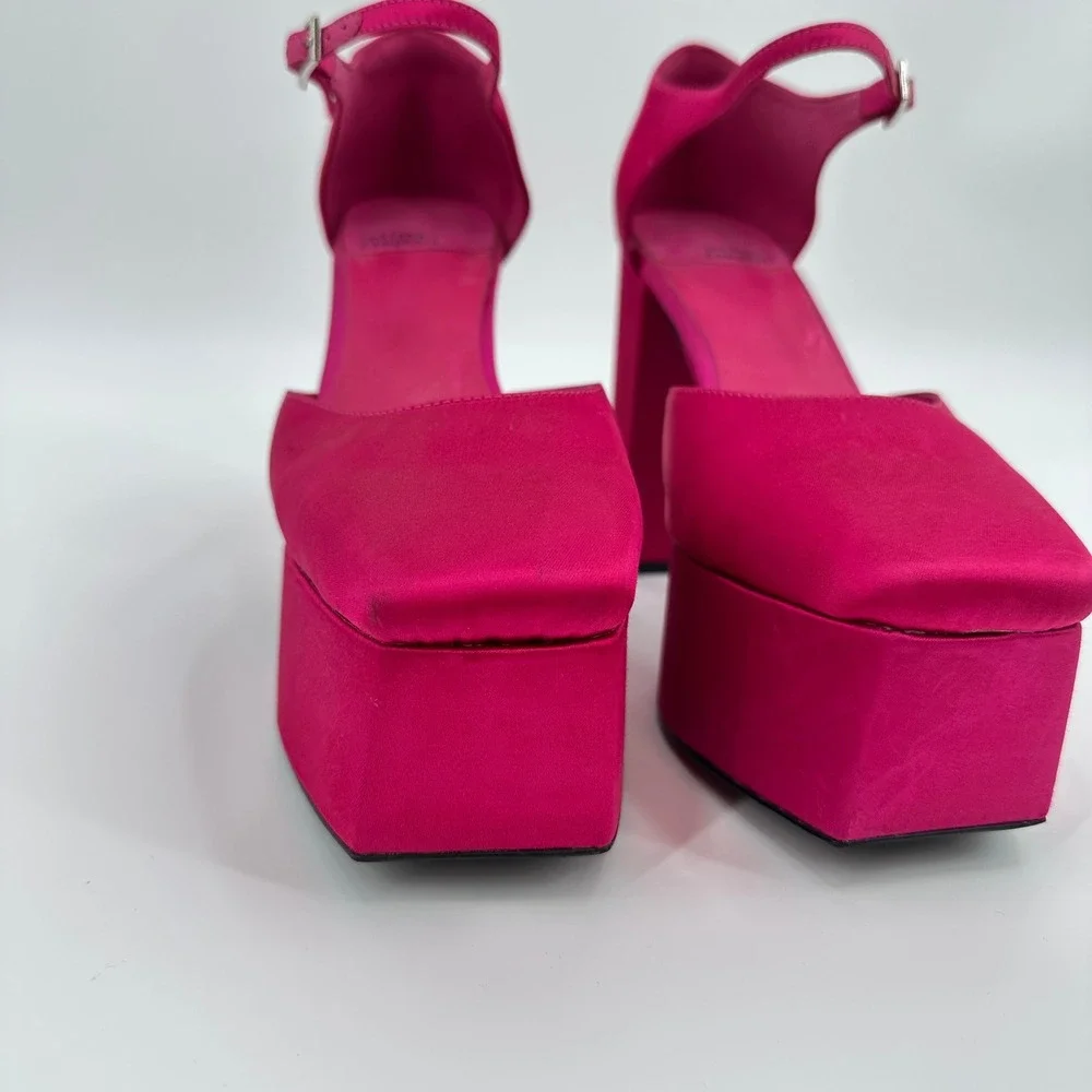 Jeffrey Campbell Over N Out Fuchsia Pink Satin Platform Mary Jane Heels Size 9